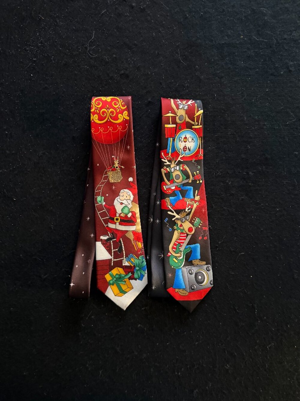🎄Christmas In July🎄2 – Vintage ‘Tie Tales’ Holiday Santa Ties